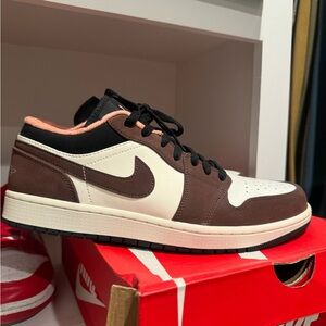 Jordan low top Mocha